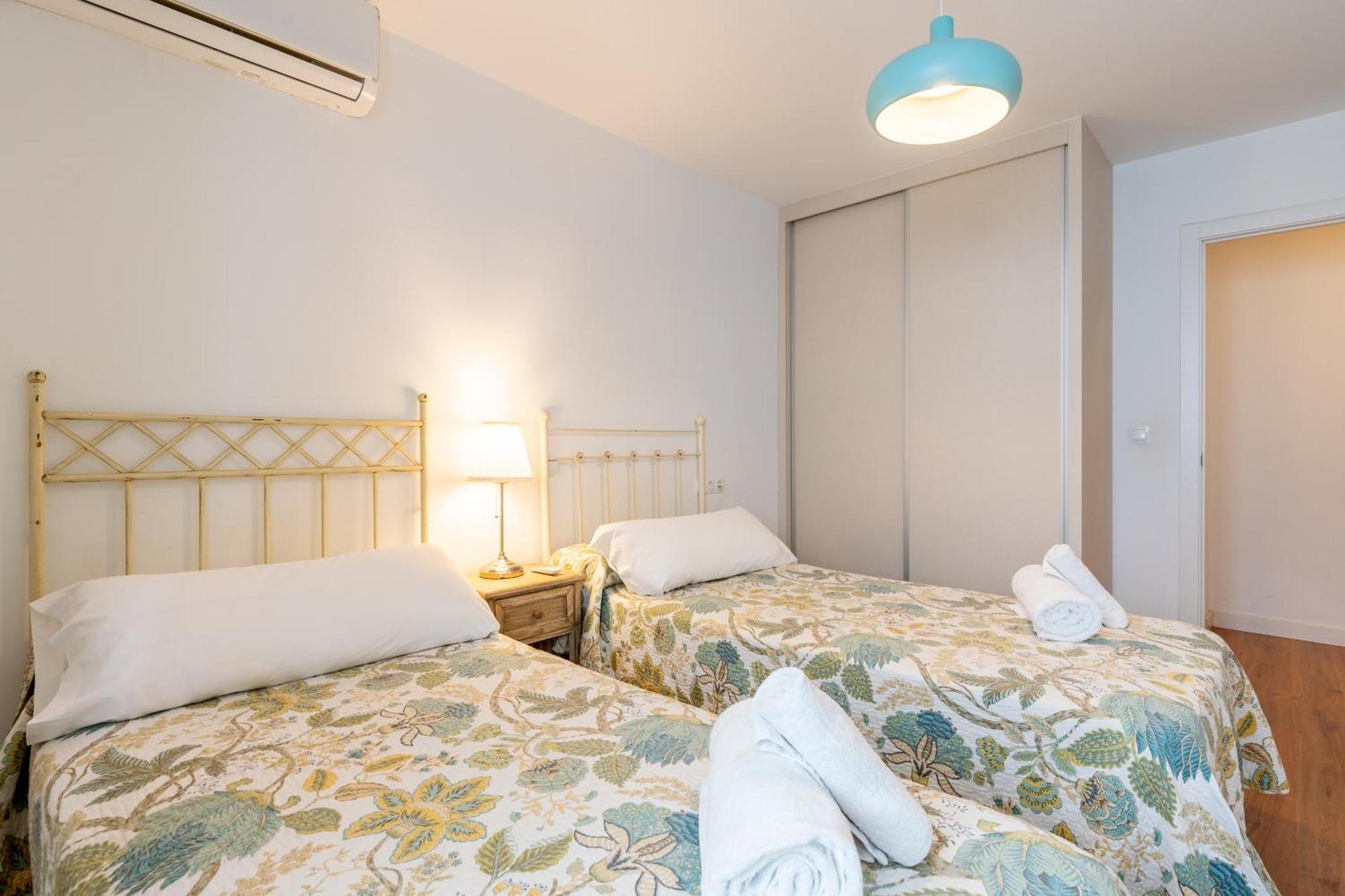 Sn Parking Incluido 4bd 2bth Excelente Ubicacion * Sevilla