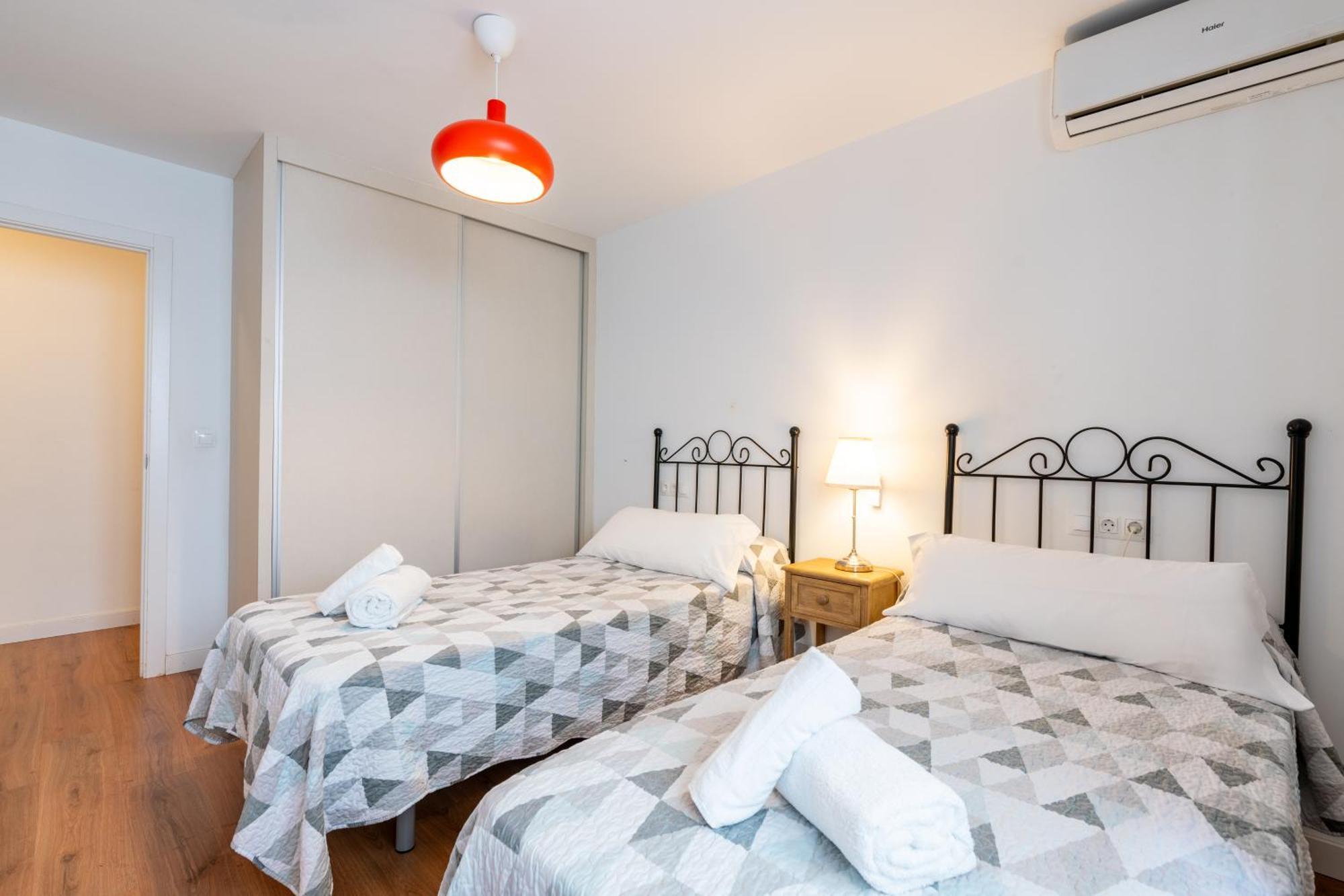 Sn Parking Incluido 4bd 2bth Excelente Ubicacion * Sevilla